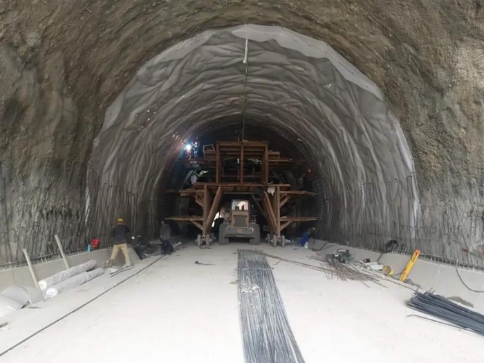 珠海市黑白将军山隧道工程